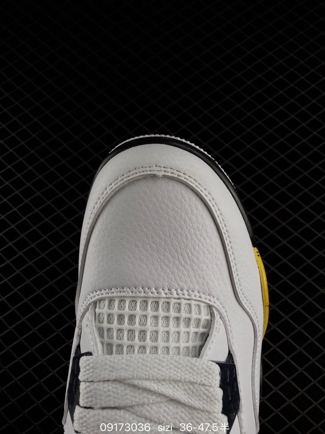 Nike Air Jordan 4 Retro-lO2463-102